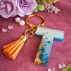 Epoxy Letter Sleutelhanger “T” – Simpel, Stijlvol & Uniek